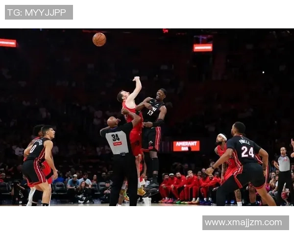 🏀猛龙末节逆转热火 英格拉姆28+5 阿德巴约20+10 鲍威尔20分